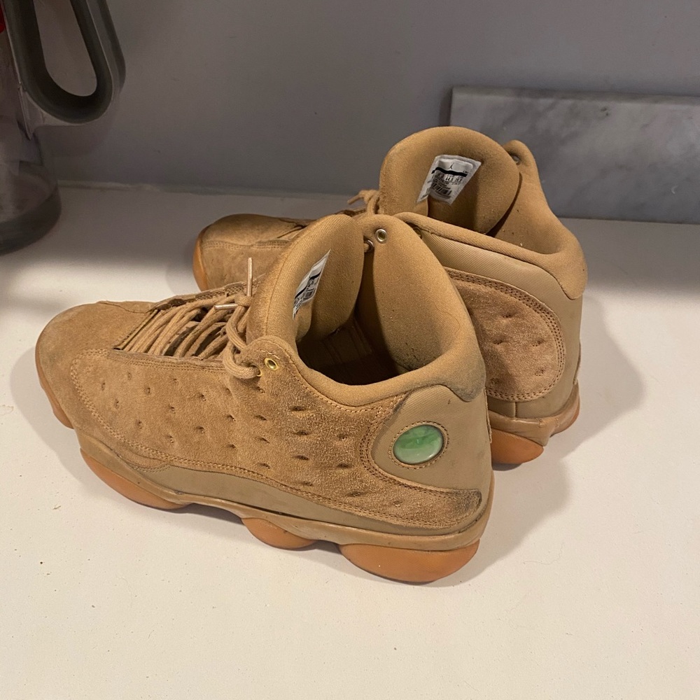 Air Jordan retro 13 “ Weat”